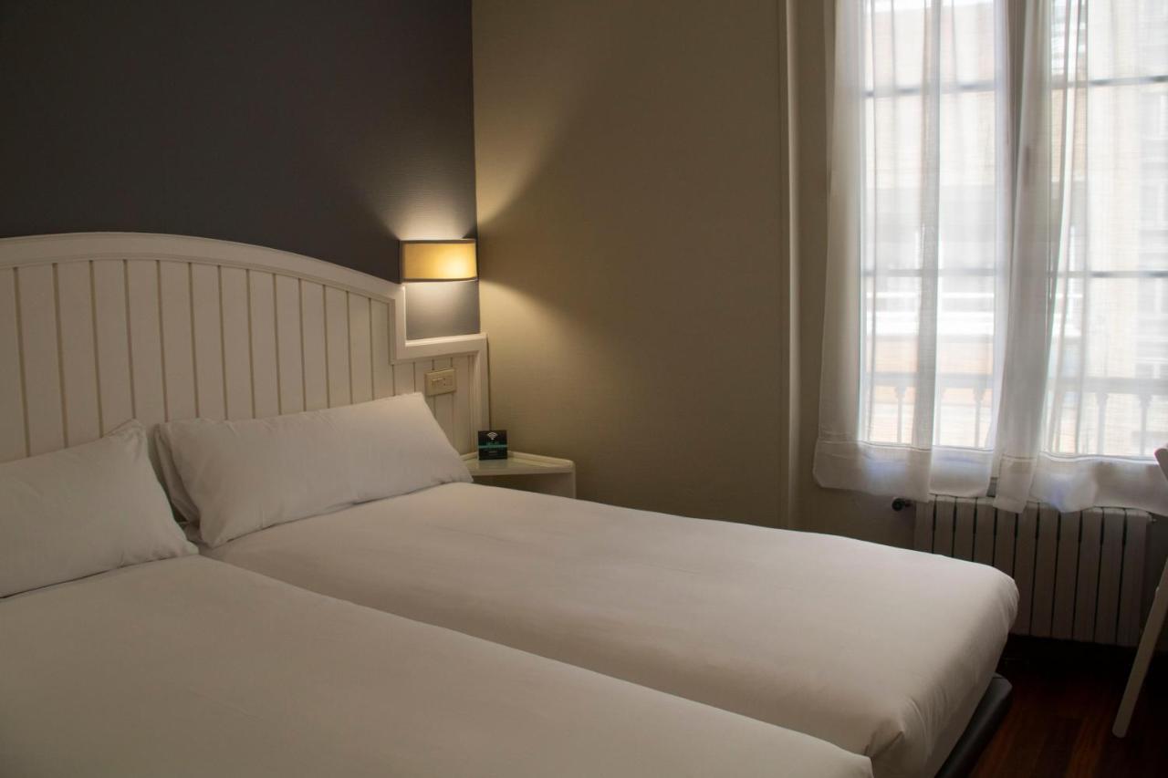 Alda Miramar Rooms Gijon Exterior photo